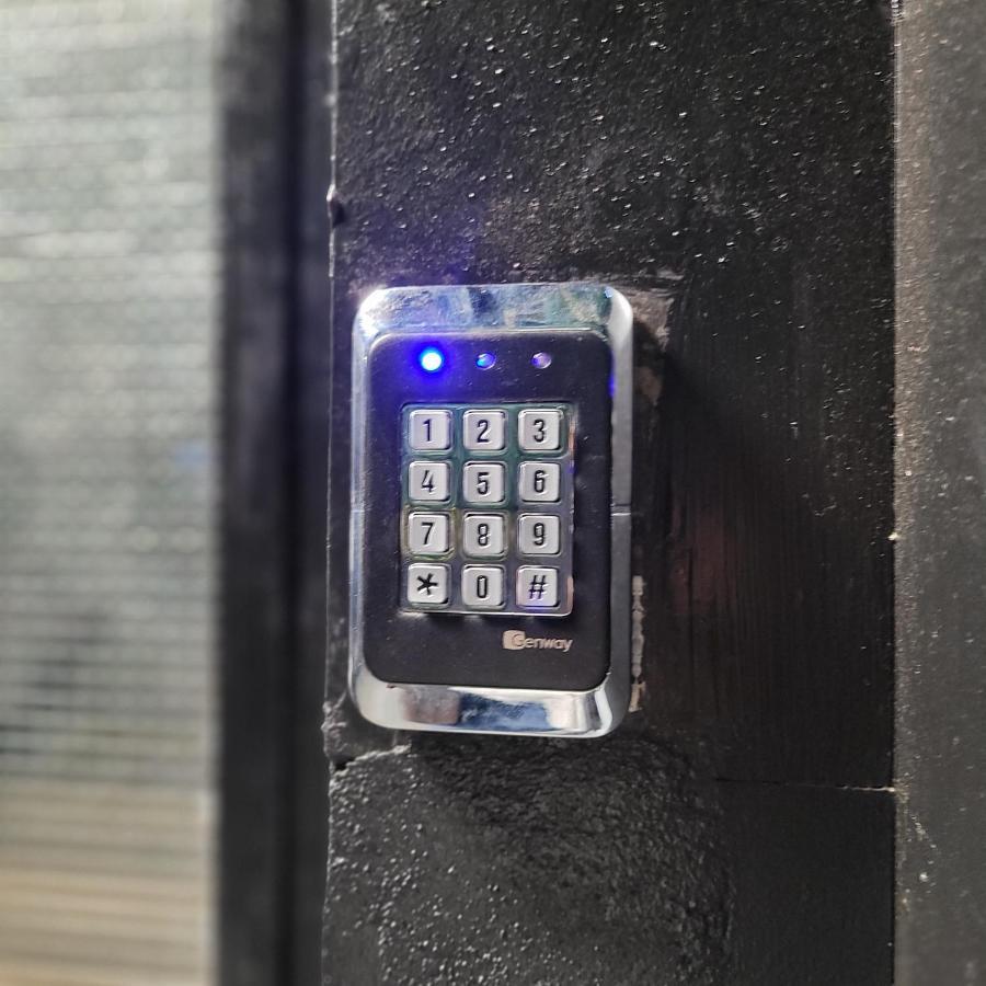 Anastasia Balcescu Apart 4 Self Check In Code From 2Pm Kitchen And Bedroom Bucharest Exterior photo