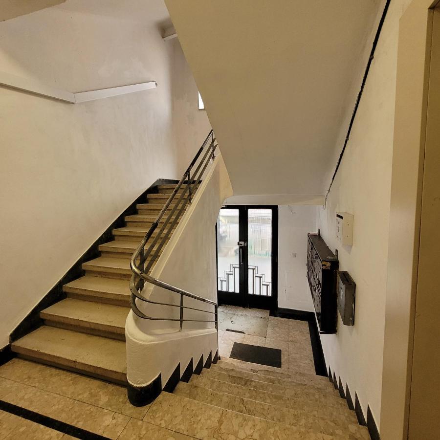 Anastasia Balcescu Apart 4 Self Check In Code From 2Pm Kitchen And Bedroom Bucharest Exterior photo