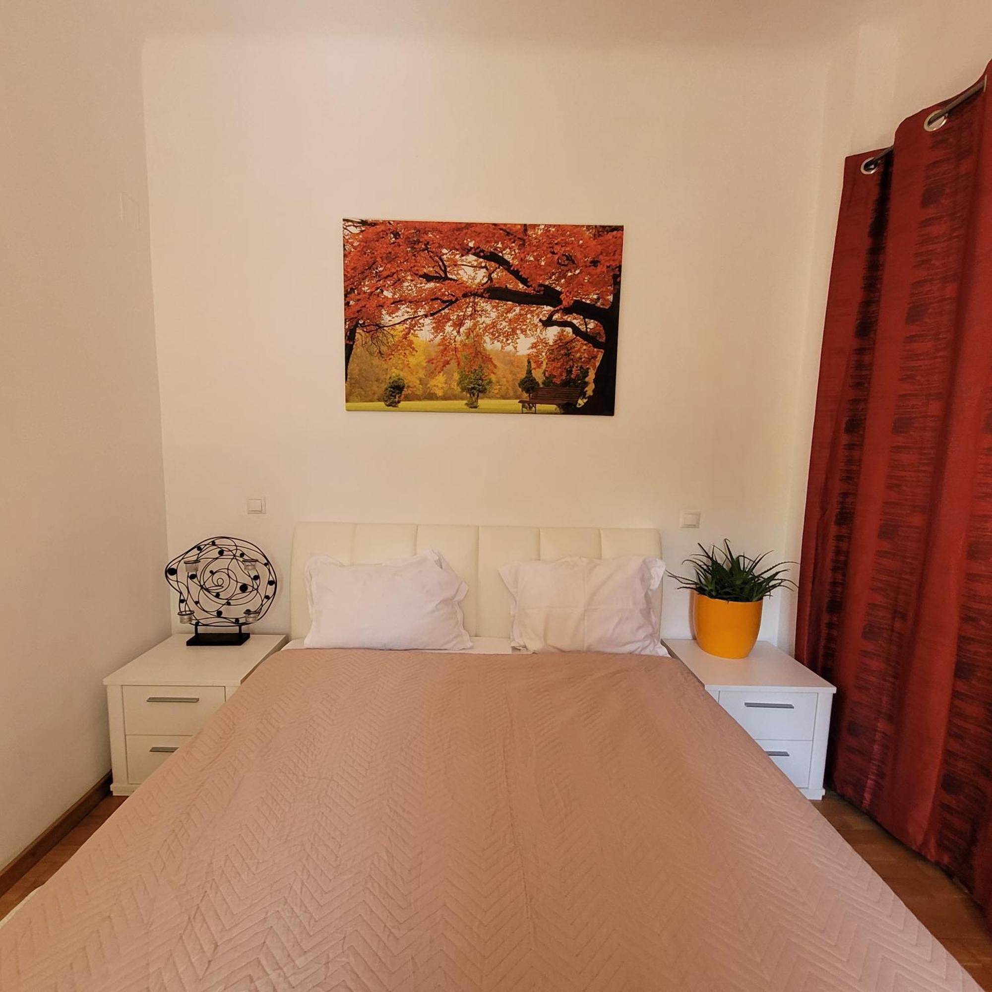 Anastasia Balcescu Apart 4 Self Check In Code From 2Pm Kitchen And Bedroom Bucharest Exterior photo